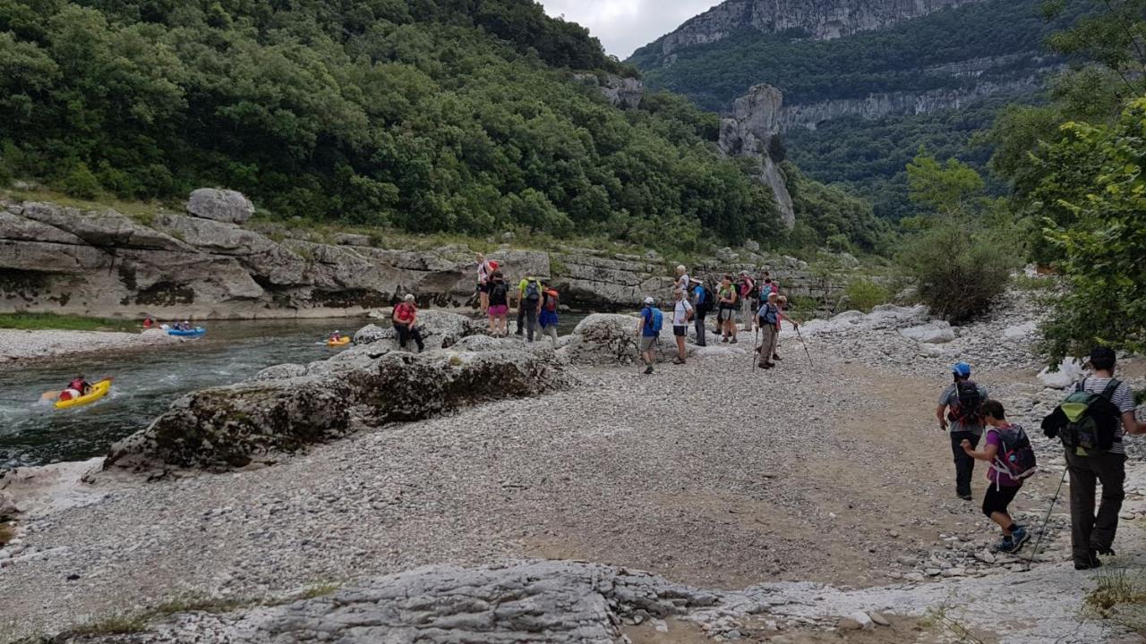 Gites Du Combeau Saint-Maurice-d'Ibie Luaran gambar