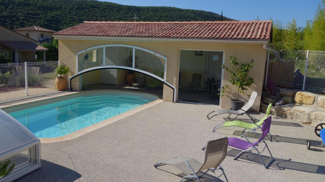 Gites Du Combeau Saint-Maurice-d'Ibie Luaran gambar